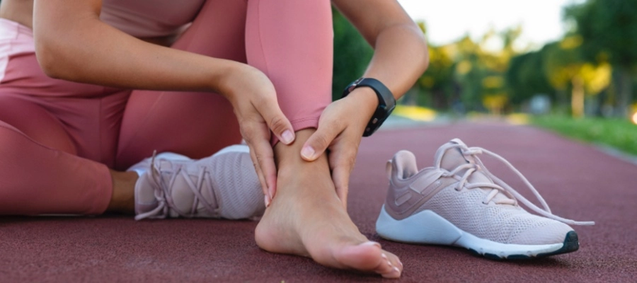 Imagem do post Fascite plantar: causas, sintomas e opções de tratamento