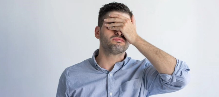 A dor nos olhos é um sintoma comum de diversas condições, desde doenças graves, como o glaucoma, até inflamações e fadiga ocular.