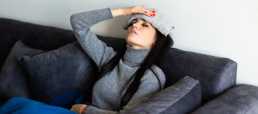 Compressa para dor de cabeça: entenda como ela funciona, quando usar compressa quente ou fria e o que mais fazer para aliviar o desconforto.
